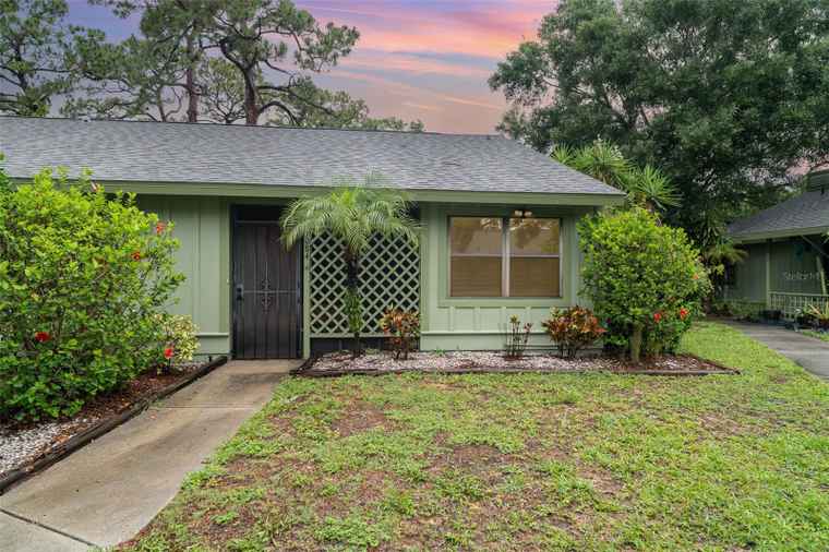 Photo of 5084 Barrington Cir #3202 SARASOTA, FL 34234