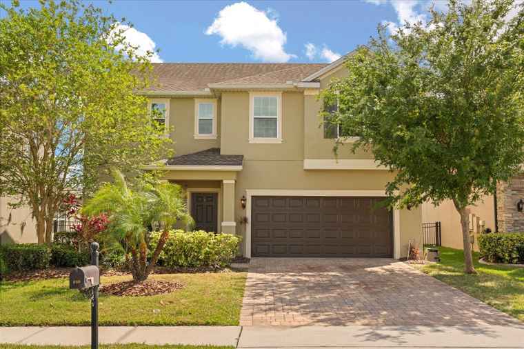 Photo of 660 Egret Place Dr WINTER GARDEN, FL 34787