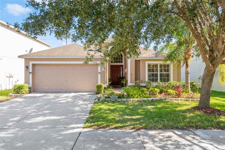 Photo of 10632 Shady Preserve Dr RIVERVIEW, FL 33579