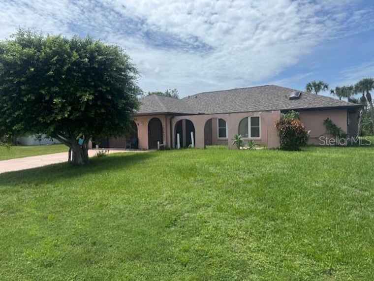 Photo of 1197 Dorchester St PORT CHARLOTTE, FL 33952