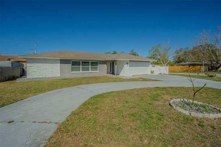 Photo of 1760 Sharondale Dr CLEARWATER, FL 33755