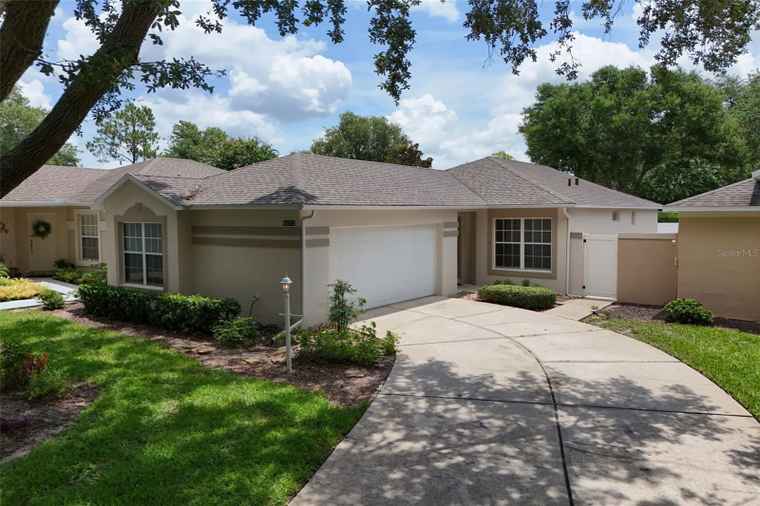Photo of 4213 Chamberlain Way CLERMONT, FL 34711