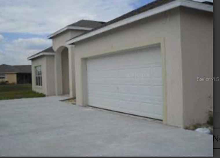 Photo of 350 Colonade Ct KISSIMMEE, FL 34758