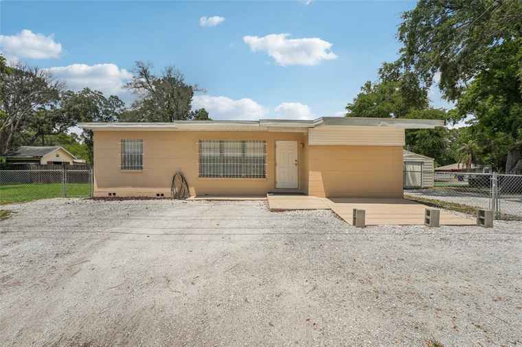 Photo of 8102 N Newport Ave TAMPA, FL 33604