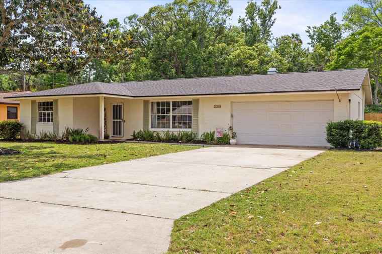 Photo of 736 Lindenwood Cir W ORMOND BEACH, FL 32174