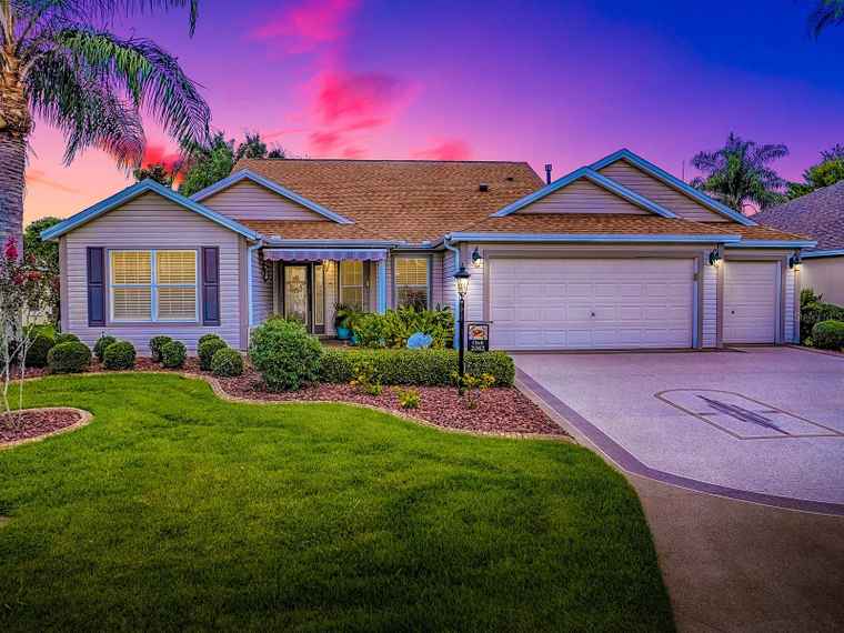Photo of 2062 Ridge Spring Dr THE VILLAGES, FL 32162