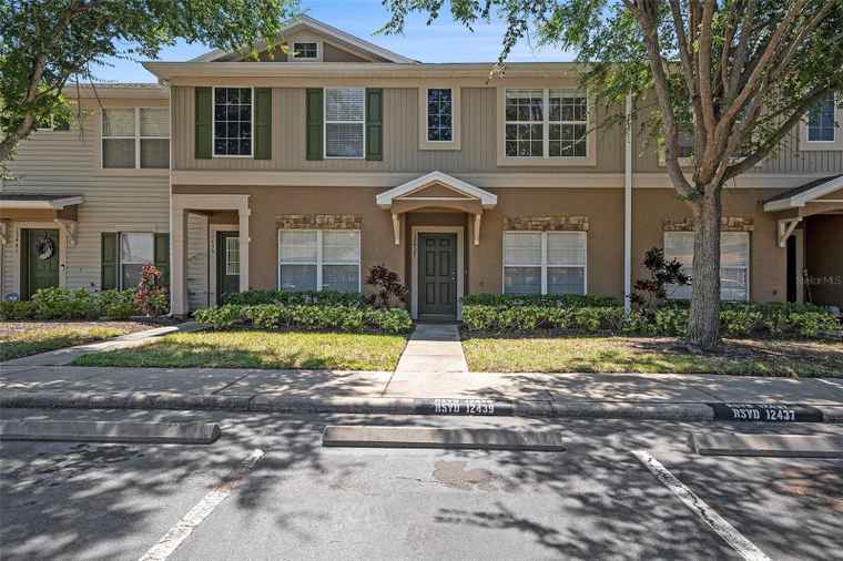 Photo of 12437 Foxmoor Peak Dr RIVERVIEW, FL 33579