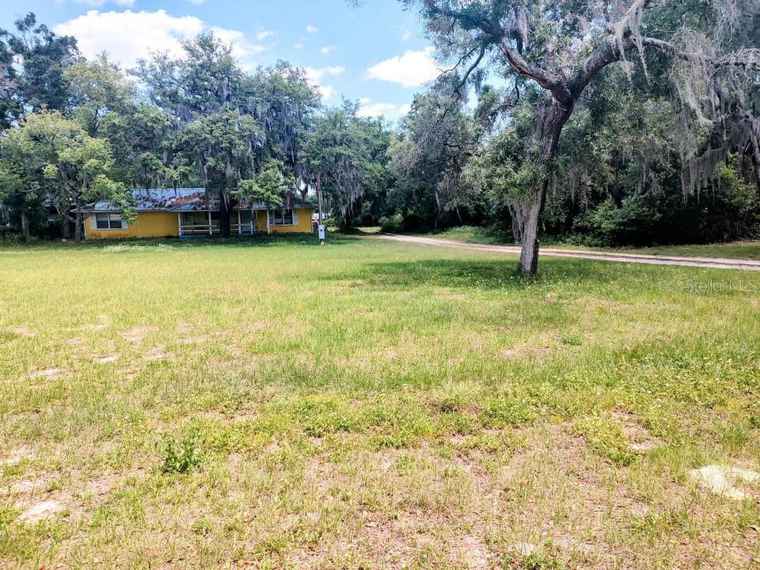 Photo of 10704 3rd St RIVERVIEW, FL 33569