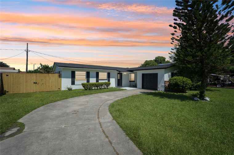Photo of 706 Phillip St KISSIMMEE, FL 34741