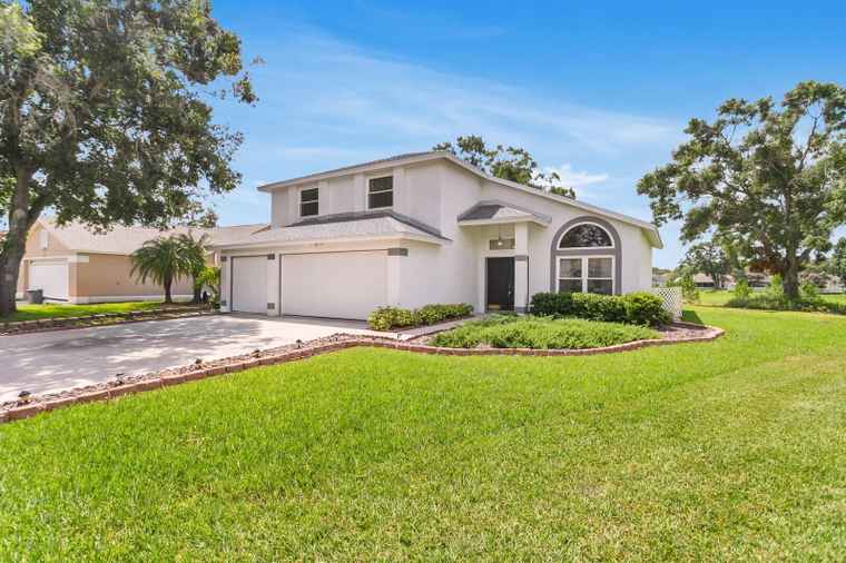 Photo of 1815 Citrus Orchard Way VALRICO, FL 33594