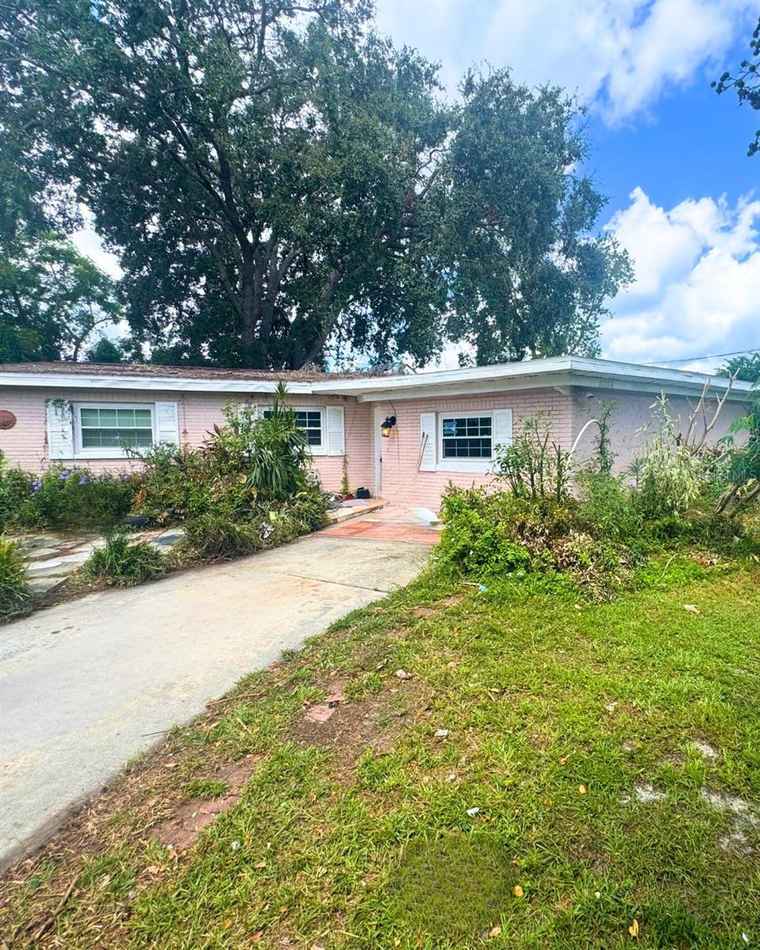 Photo of 10626 N 25th St TAMPA, FL 33612