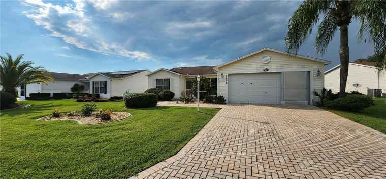 Photo of 2538 Privada Dr THE VILLAGES, FL 32162