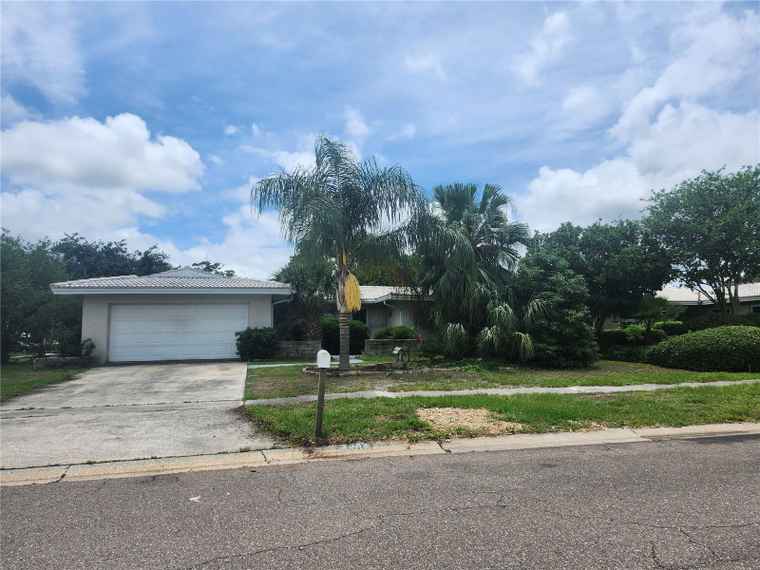 Photo of 2083 Envoy Ct CLEARWATER, FL 33764