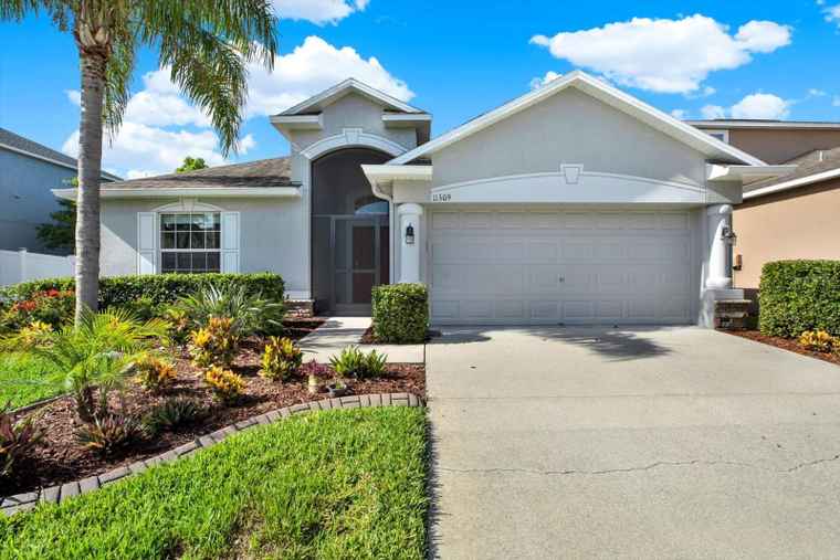 Photo of 11309 Langworth Hill Ln RIVERVIEW, FL 33579