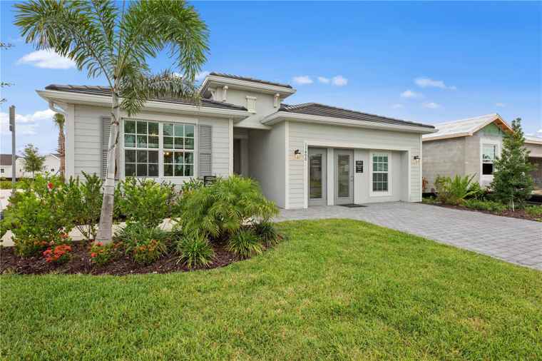 Photo of 11490 Burgundy Dr VENICE, FL 34293