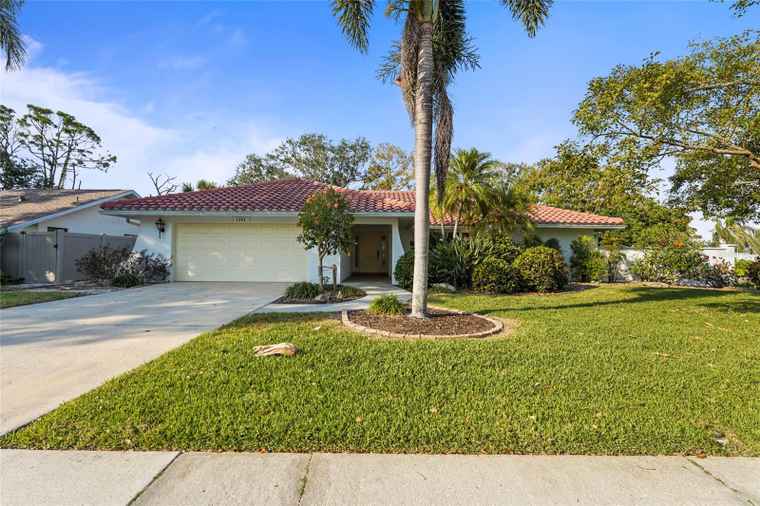 Photo of 1354 Lucaya Ave VENICE, FL 34285