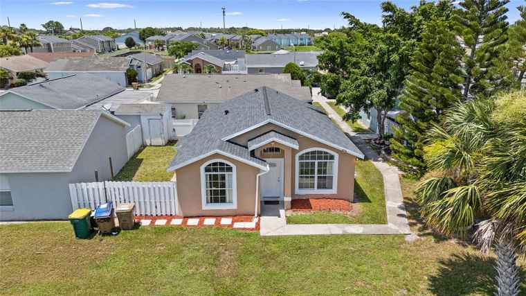 Photo of 2338 Harbor Town Dr KISSIMMEE, FL 34744
