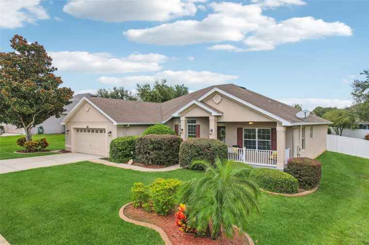 Photo of 377 Dagama Dr CLERMONT, FL 34715