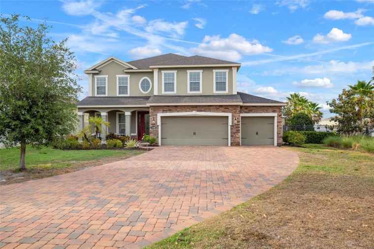 Photo of 11550 Lake Lucaya Dr RIVERVIEW, FL 33579