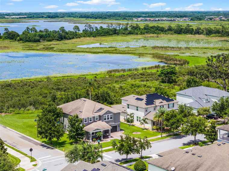 Photo of 15900 Citrus Knoll Dr WINTER GARDEN, FL 34787