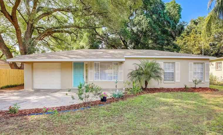 Photo of 1704 W Fore Dr TAMPA, FL 33612