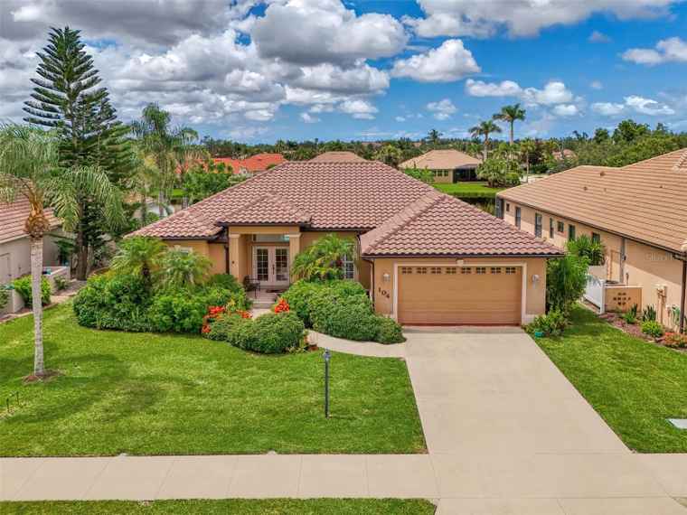 Photo of 104 LA Palma Ct VENICE, FL 34292