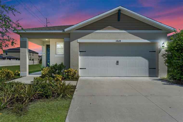 Photo of 1428 Berry Ln DAVENPORT, FL 33837