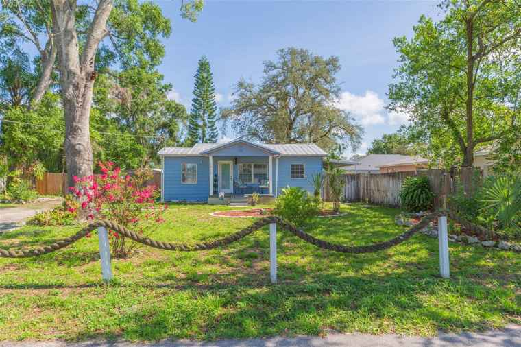 Photo of 1912 E 97th Ave TAMPA, FL 33612