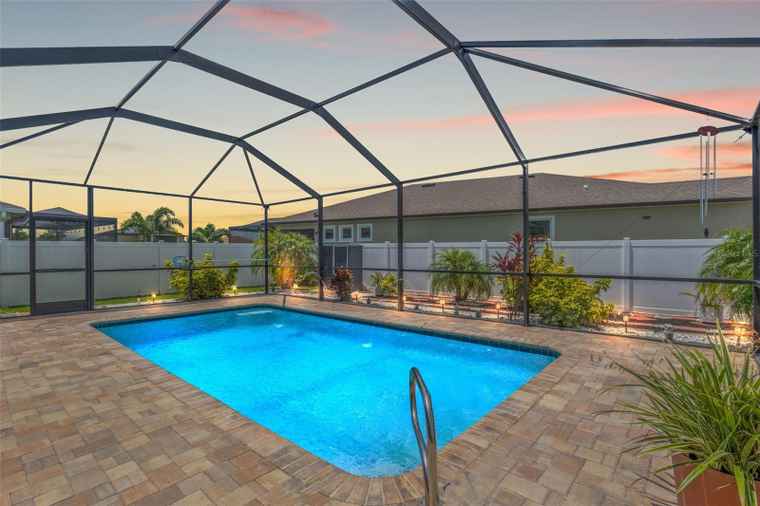 Photo of 13301 Waterleaf Garden Cir RIVERVIEW, FL 33579