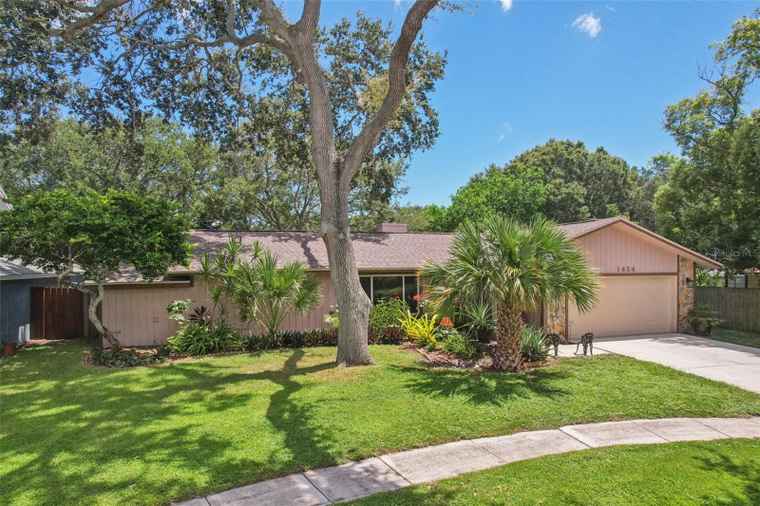 Photo of 1424 Rosetree Ct CLEARWATER, FL 33764