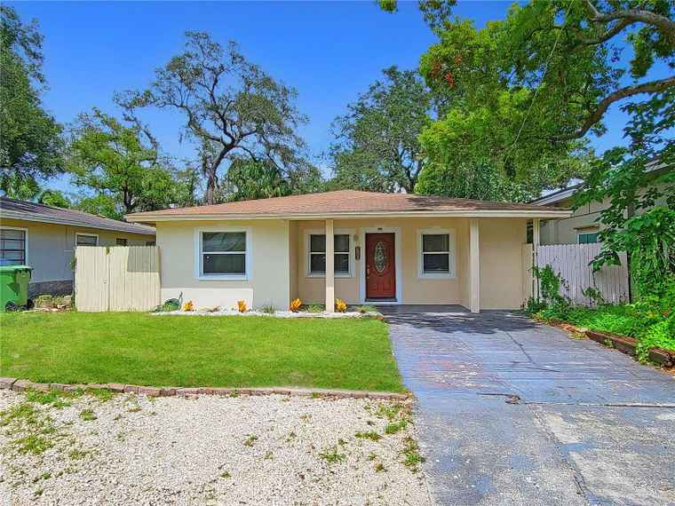 Photo of 8609 N 11th St TAMPA, FL 33604