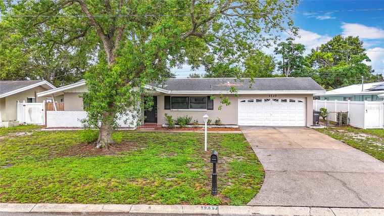 Photo of 1737 Prince Philip St CLEARWATER, FL 33755