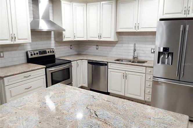 2101 Sunset Point Rd #705, CLEARWATER, FL 33765 | MLS# U8161498 | Redfin
