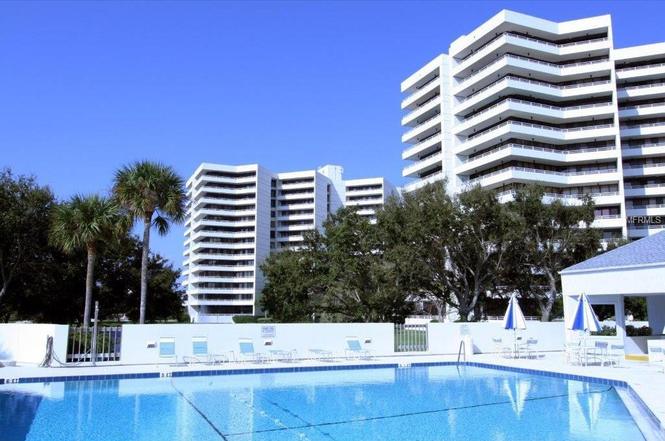 5940 Pelican Bay Plz S 905 Gulfport Fl 33707 Mls U7755981 Redfin 5940 Pelican Bay Plz S 905 Gulfport Fl 33707