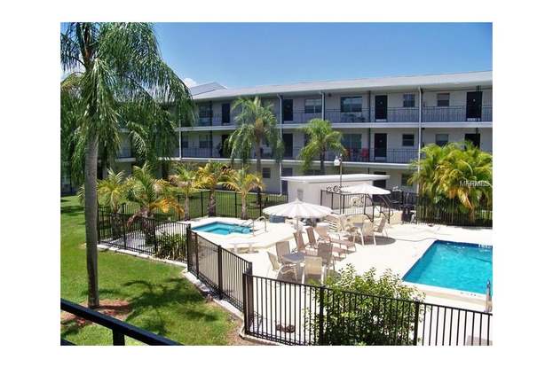 4050 4th st n 110 st petersburg fl 33703 mls u7814071 redfin