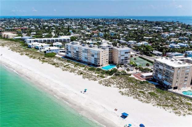 5300 Gulf Dr 103 Holmes Beach Fl 34217 Mls A4440173 Redfin 5300 Gulf Dr 103 Holmes Beach Fl