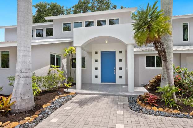 Hurricane Shutters - Siesta Key, FL Homes for Sale | Redfin
