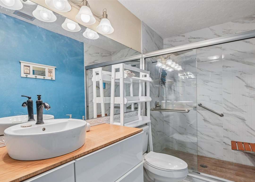 2 Huntley Ct, HAINES CITY, FL 33844