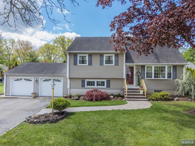 43 Deerfield Rd, Wayne, NJ 07470 | MLS# 23012392 | Redfin