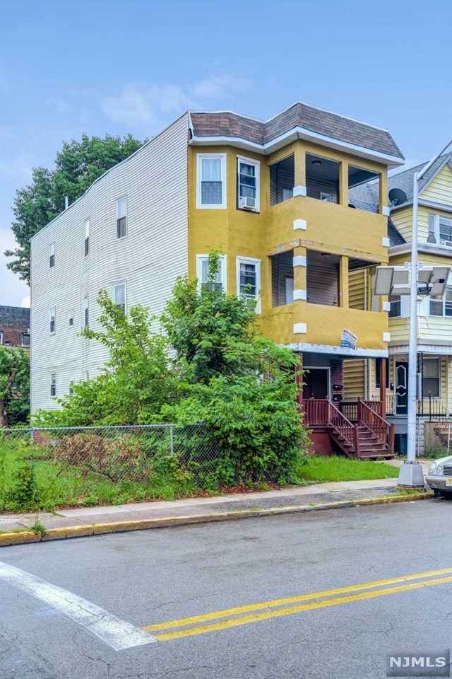 210 N 19th St, East Orange, NJ 07017 | MLS# 1822428 | Redfin