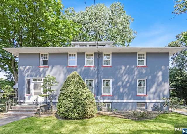Property at 288 Washington Ave, Hillsdale, NJ 07642, 5 beds, 2.5 baths