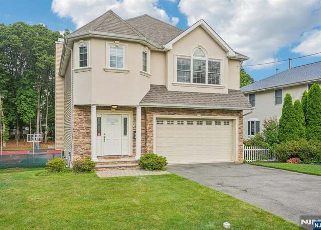 Property at 32 Spruce Ave, Emerson, NJ 07630, 4 beds, 3.5 baths