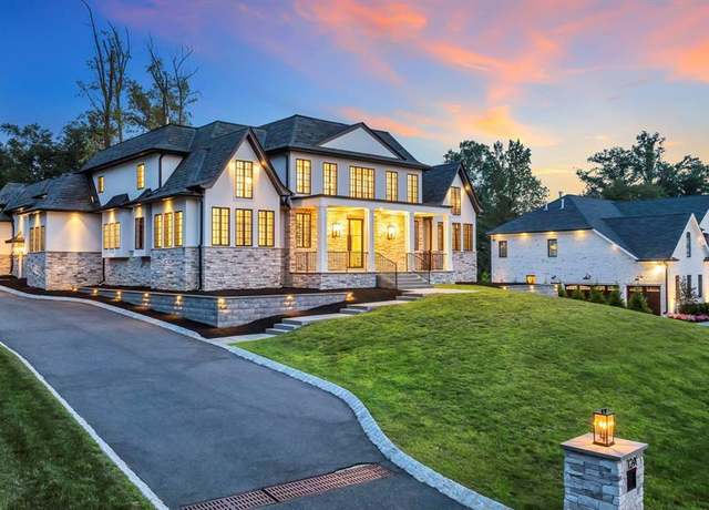 Property at 12A Hamilton Drive West Dr, North Caldwell, NJ 07006, 4 beds, 4 baths