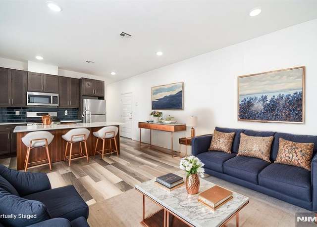Property at 430 Ocean Ave, Jersey City, NJ 07305, 6 beds, 5 baths