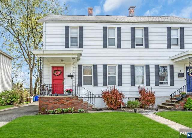 Property at 15 Woodside Ave, Little Falls, NJ 07424, 3 beds, 1 bath