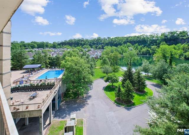 Property at 10 Smith Manor Blvd #514, West Orange, NJ 07052, 2 beds, 2 baths