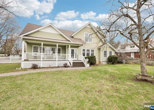 Property at 123 Passaic Ave, Pompton Lakes, NJ 07442, 3 beds, 2 baths