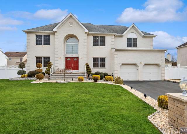 Property at 563 Arlington Ave, South Plainfield, NJ 07080, 4 beds, 3.5 baths