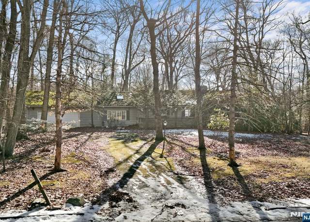 Property at 20 Hidden Glen Rd, Upper Saddle River, NJ 07458, 3 beds, 3 baths