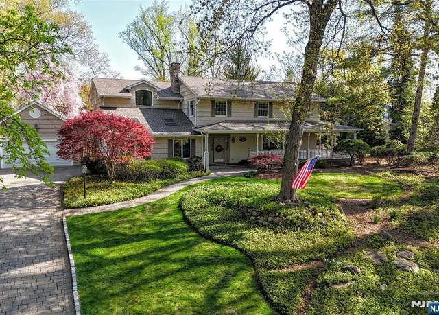 Property at 12 Beresford Rd, Allendale, NJ 07401, 4 beds, 3 baths